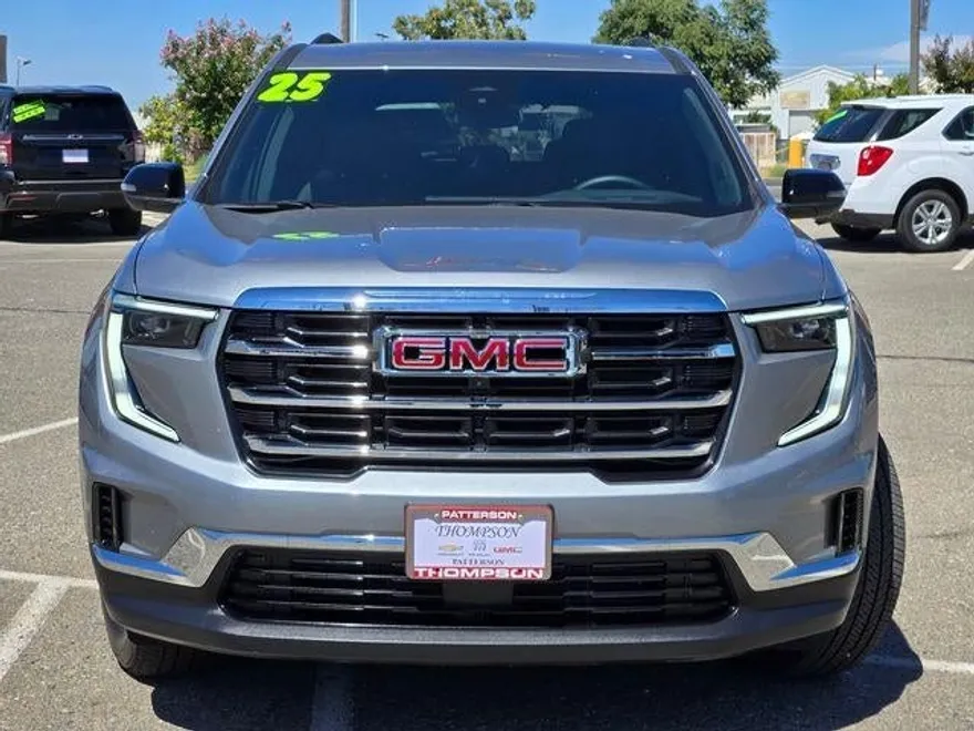 2025 Gmc Acadia Elevation photo 1