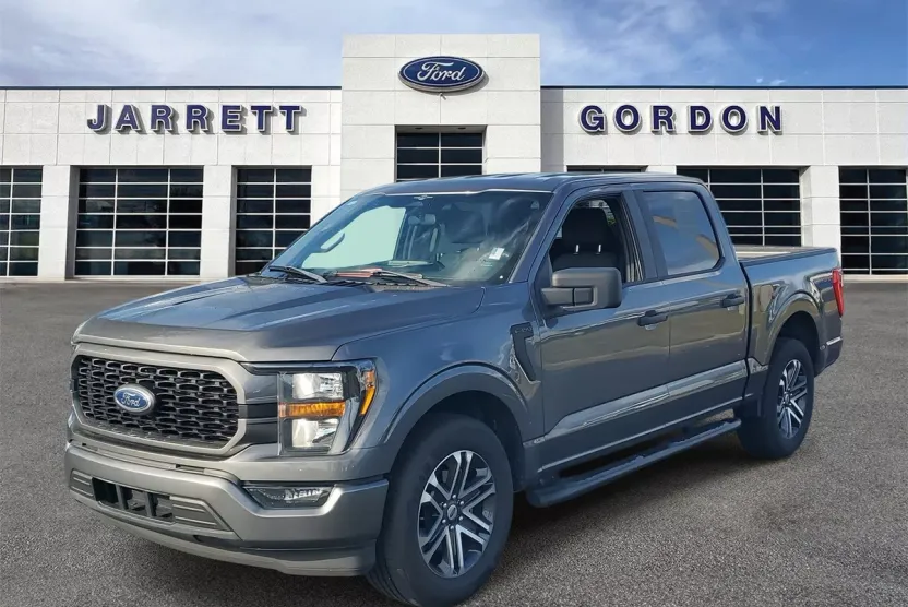 2023 Ford F-150 XL photo 1