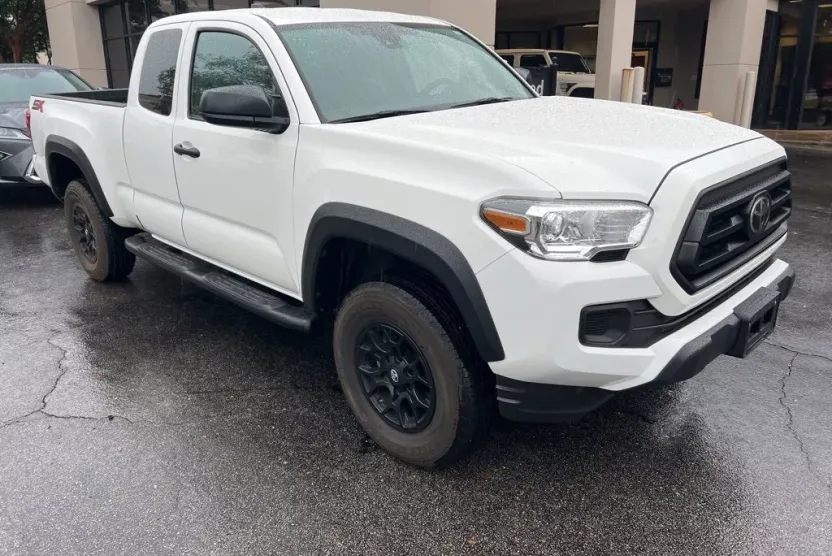 2020 Toyota Tacoma SR V6 photo 1