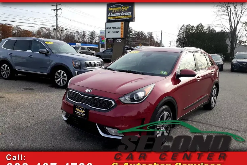 2017 Kia Niro LX photo 1