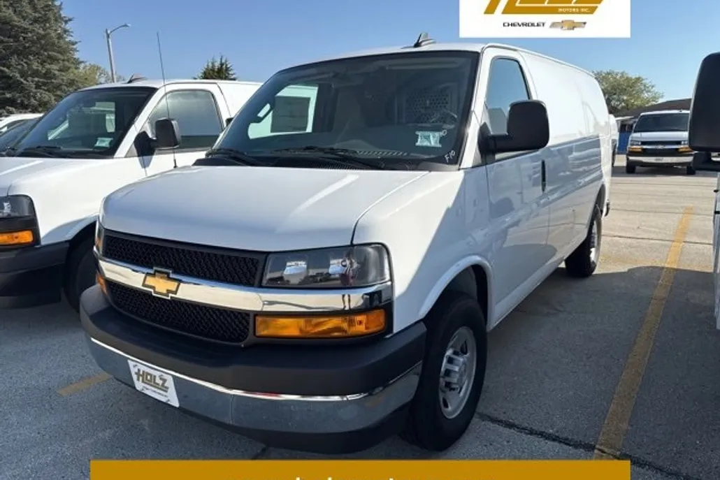 2025 Chevrolet Express Cargo 2500 photo 1