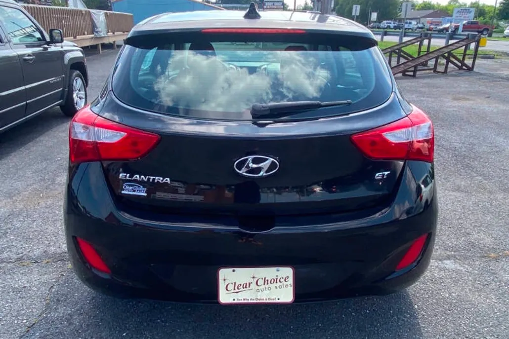2013 Hyundai Elantra Base Style Tech photo 1