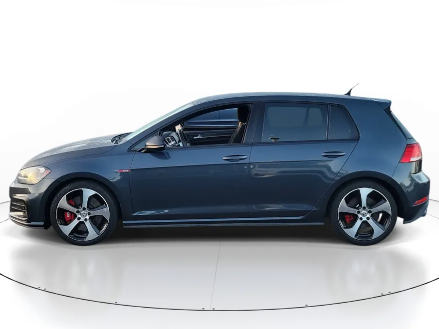 2019 Volkswagen Golf GTI S photo 1