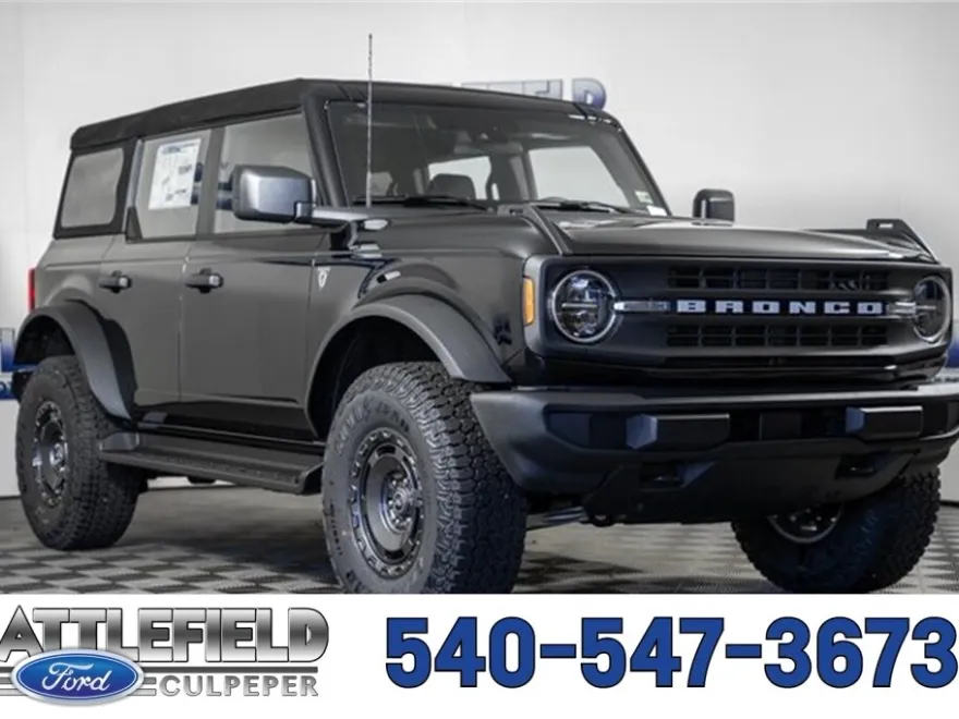 2025 Ford Bronco Base photo 1