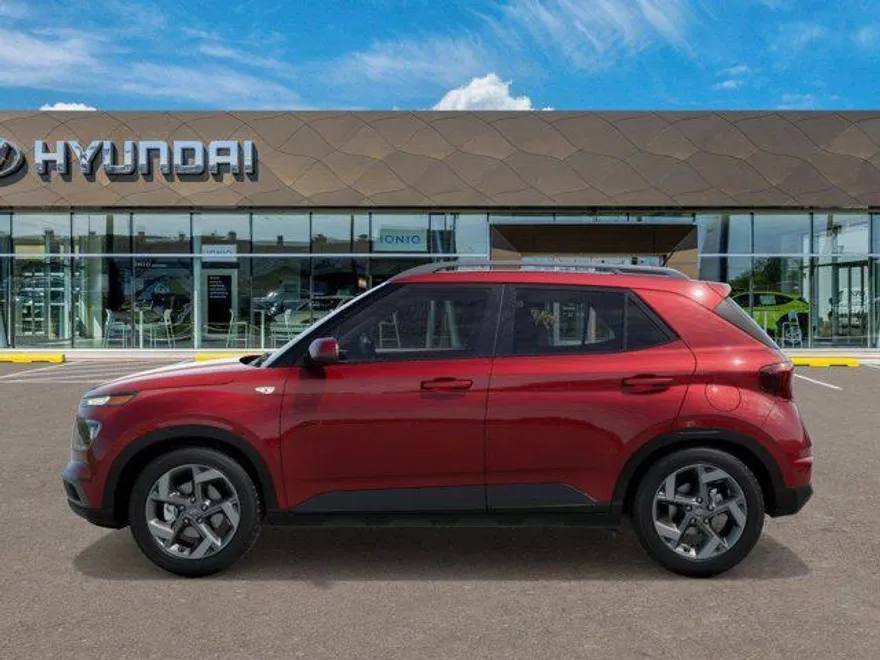 2025 Hyundai Venue Limited photo 1