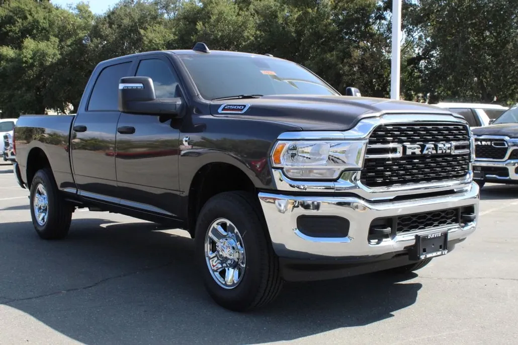 2024 Ram 2500 Tradesman photo 1