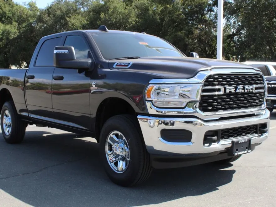 2024 Ram 2500 Tradesman photo 1