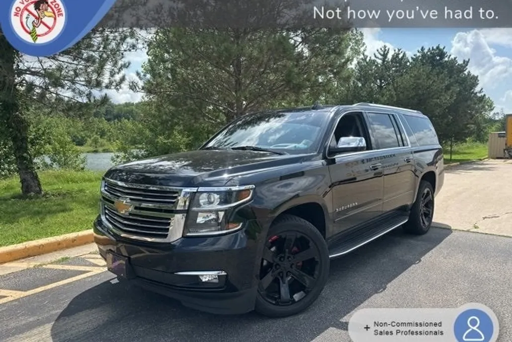 2019 Chevrolet Suburban Premier photo 1