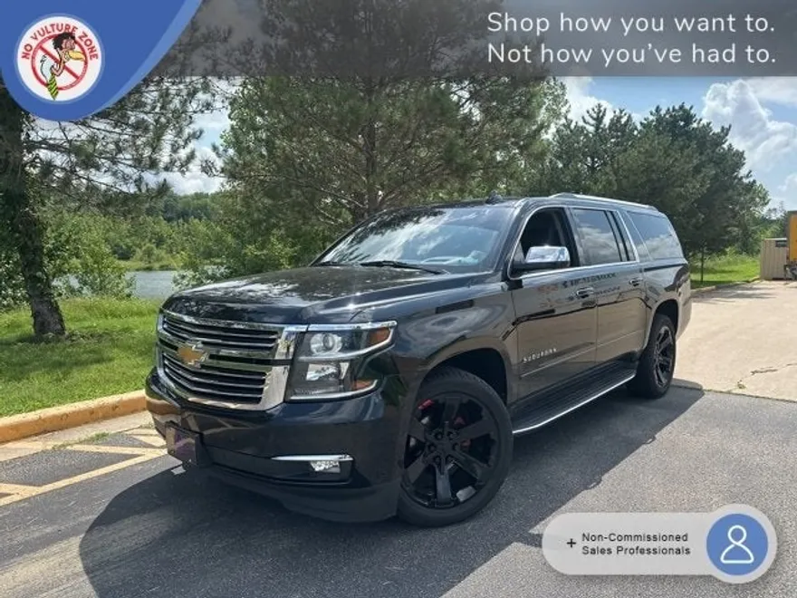 2019 Chevrolet Suburban Premier photo 1
