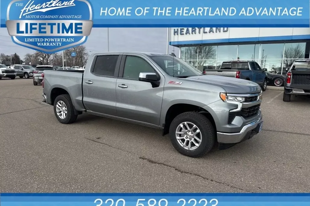 2025 Chevrolet Silverado 1500 LT photo 1