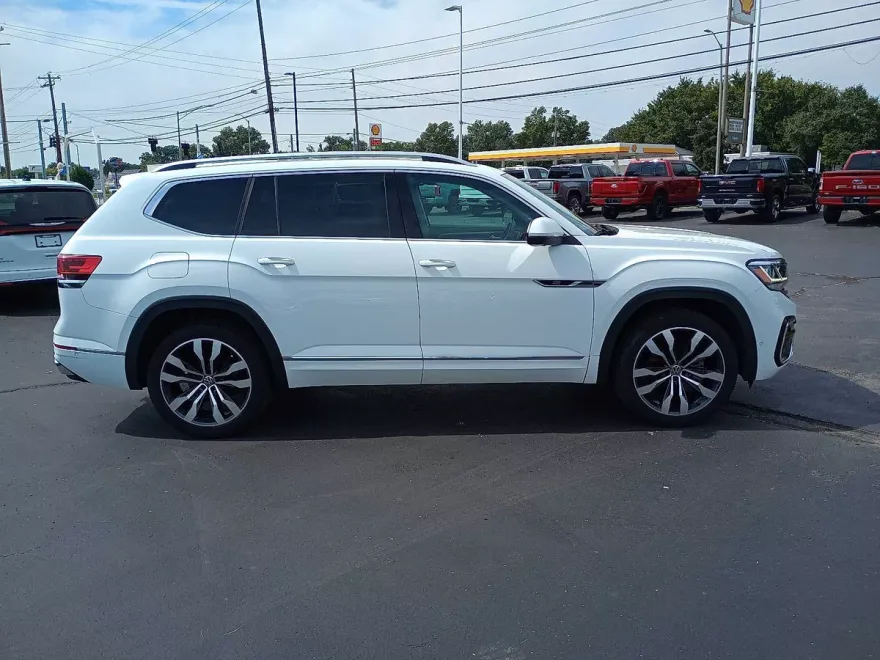 2022 Volkswagen Atlas V6 SEL Premium R-Line photo 1