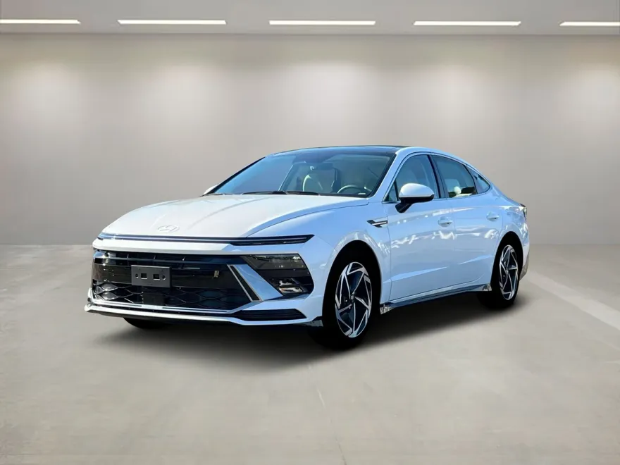 2025 Hyundai Sonata SEL Convenience photo 1