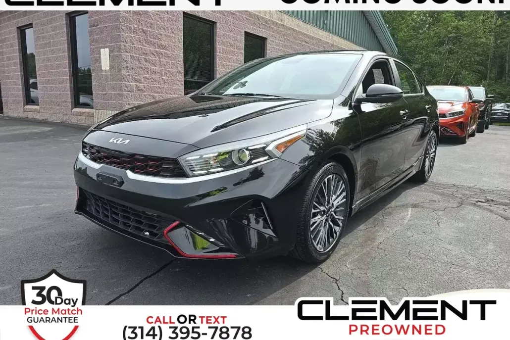 2022 Kia Forte GT-Line photo 1