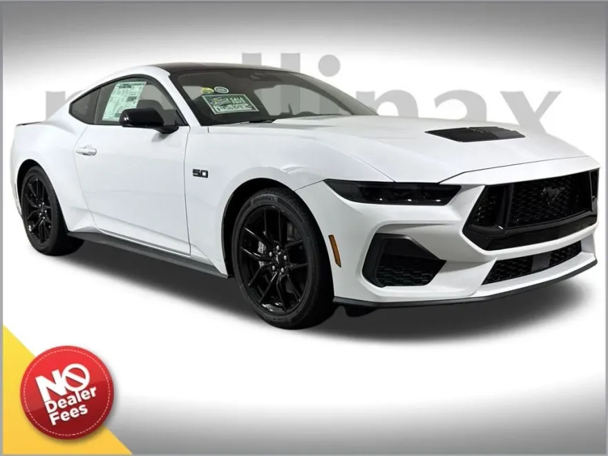 2025 Ford Mustang GT photo 1