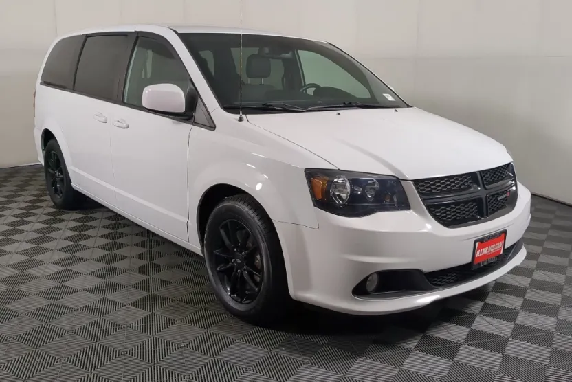 2019 Dodge Grand Caravan SXT photo 1