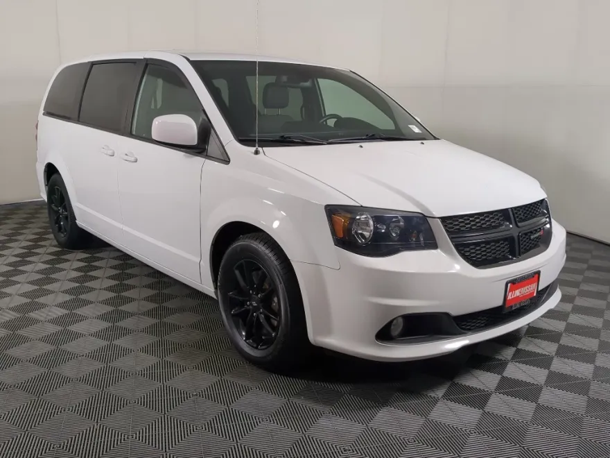 2019 Dodge Grand Caravan SXT photo 1
