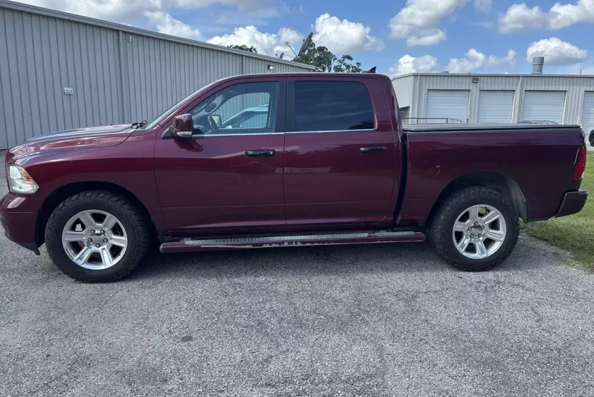 2017 Ram 1500 Lone Star photo 1