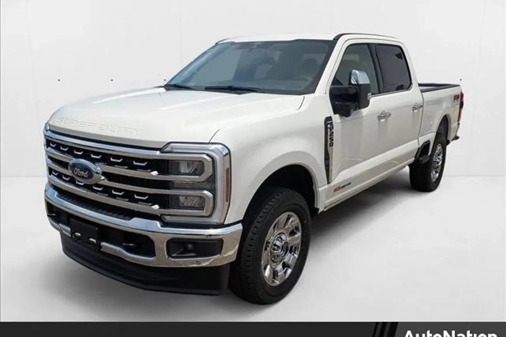 2025 Ford F-250 Lariat photo 1