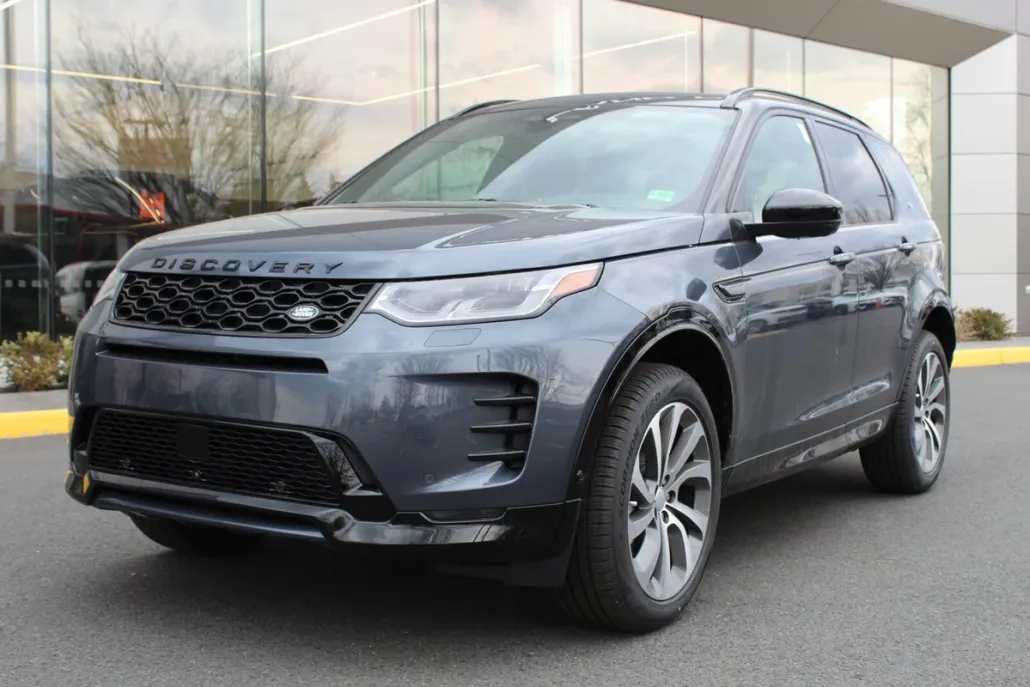 2025 Land Rover Discovery Sport Dynamic SE photo 1
