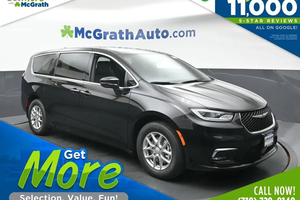 2026 Chrysler Pacifica photo 1