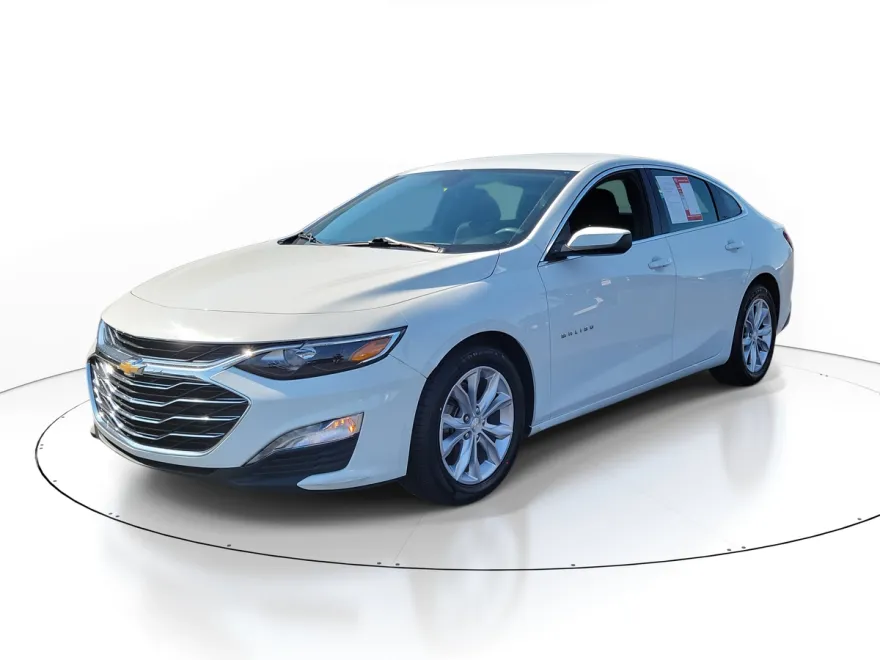 2023 Chevrolet Malibu 1LT photo 1