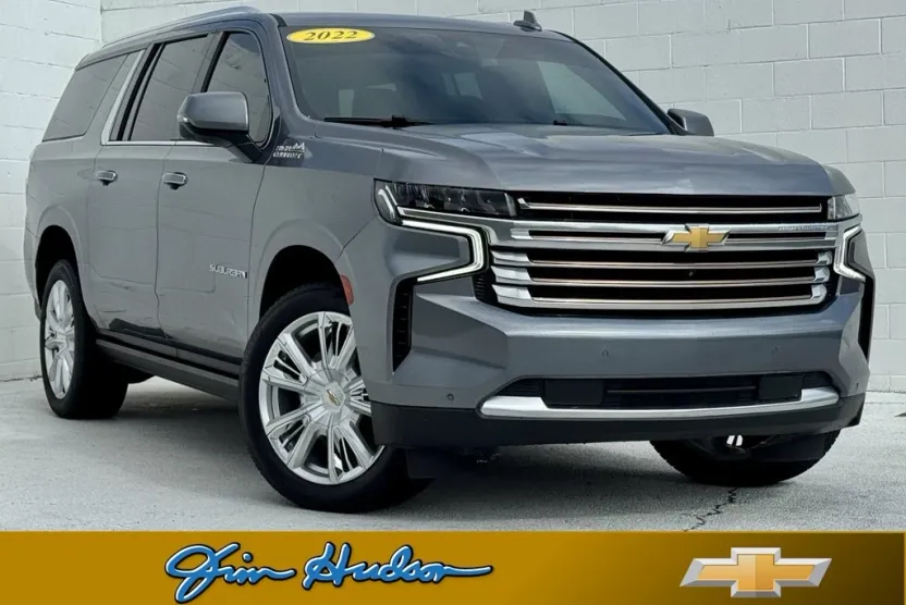 2022 Chevrolet Suburban High Country photo 1