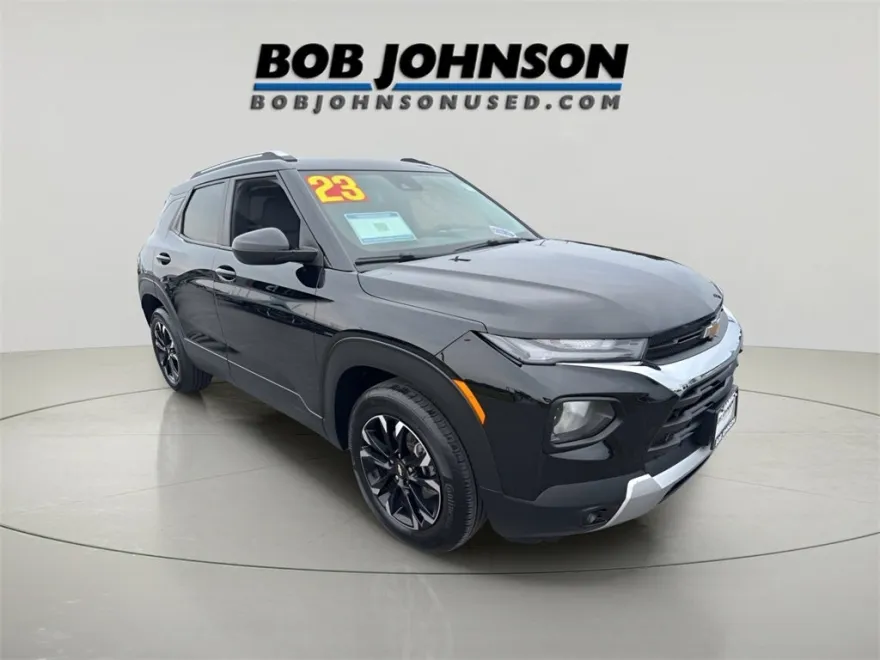 2023 Chevrolet Trailblazer LT photo 1
