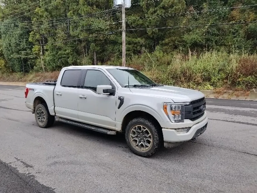 2023 Ford F-150 Lariat photo 1