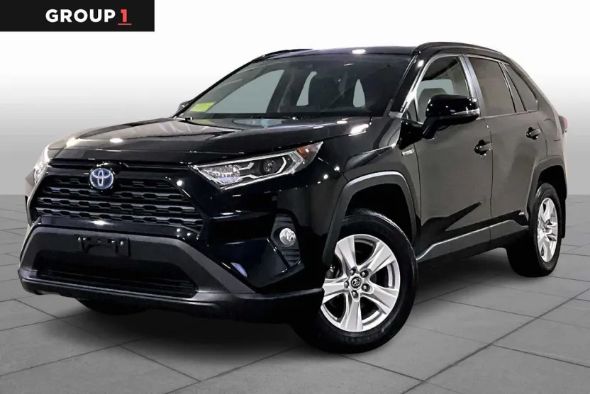 2019 Toyota RAV4 Hybrid XLE photo 1