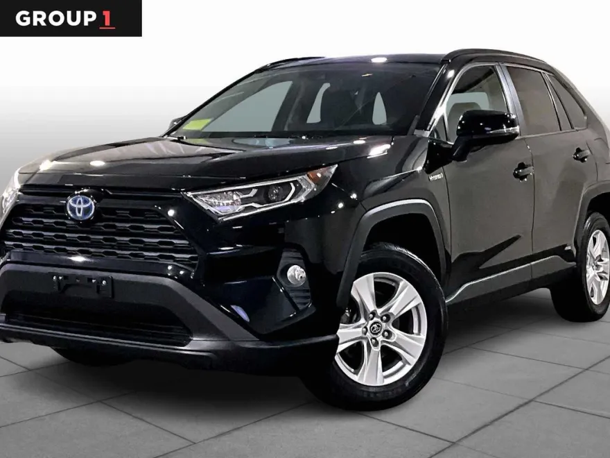 2019 Toyota RAV4 Hybrid XLE photo 1