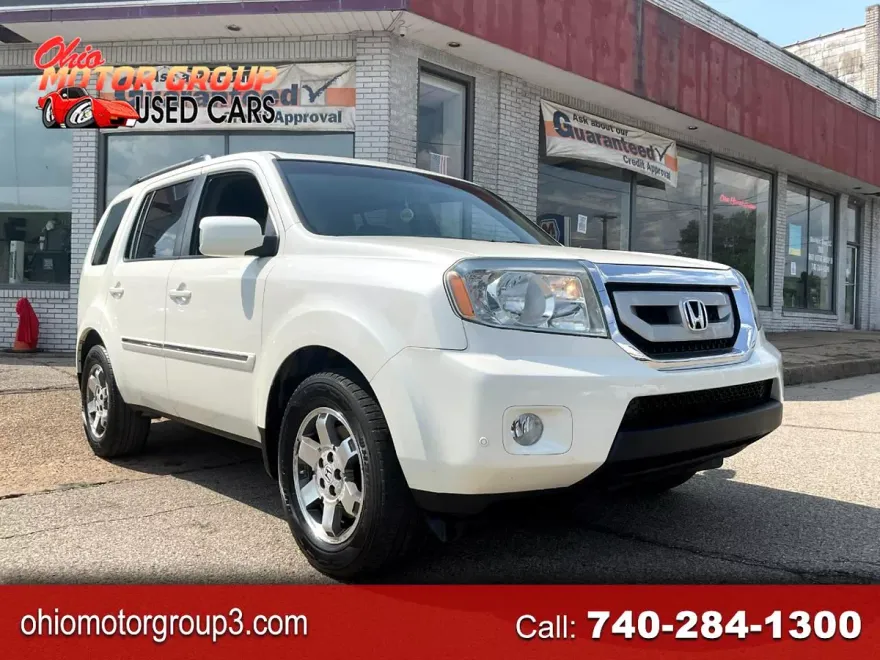 2011 Honda Pilot Touring photo 1