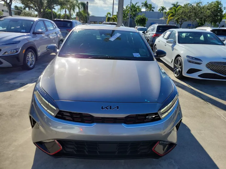 2024 Kia Forte GT photo 1