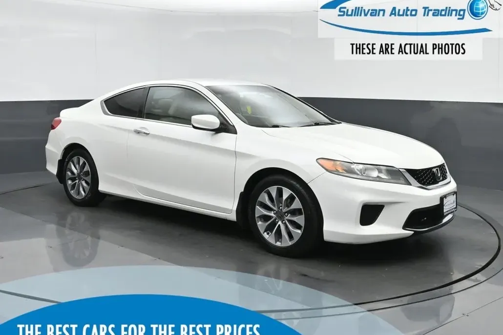 2015 Honda Accord photo 1