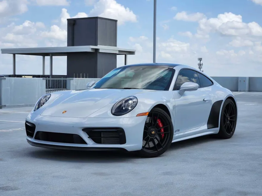2024 Porsche 911 GTS photo 1