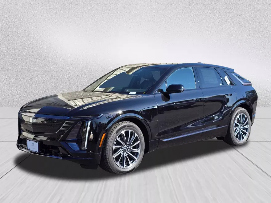 2026 Cadillac Lyriq Sport photo 1