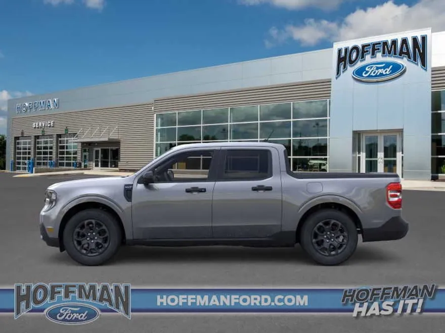 2025 Ford Maverick XLT photo 1