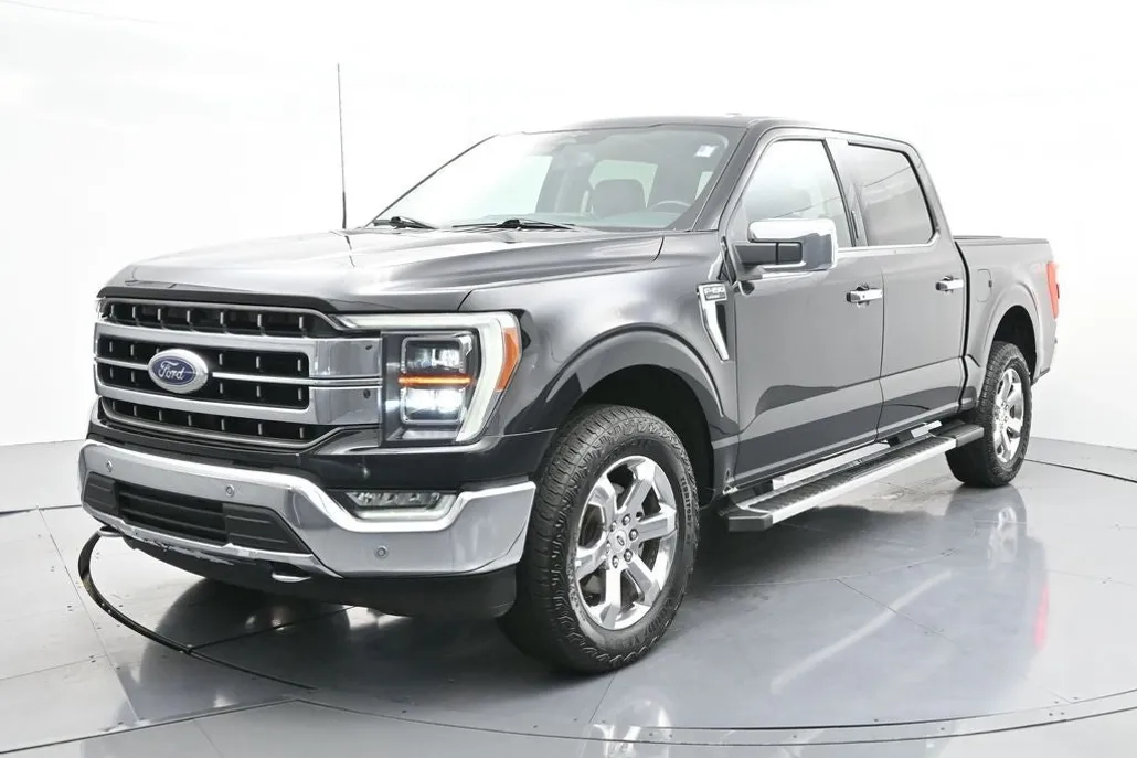 2023 Ford F-150 Lariat photo 1