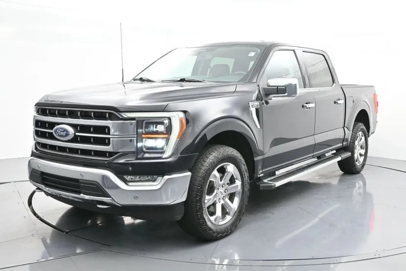 2023 Ford F-150 Lariat photo 1