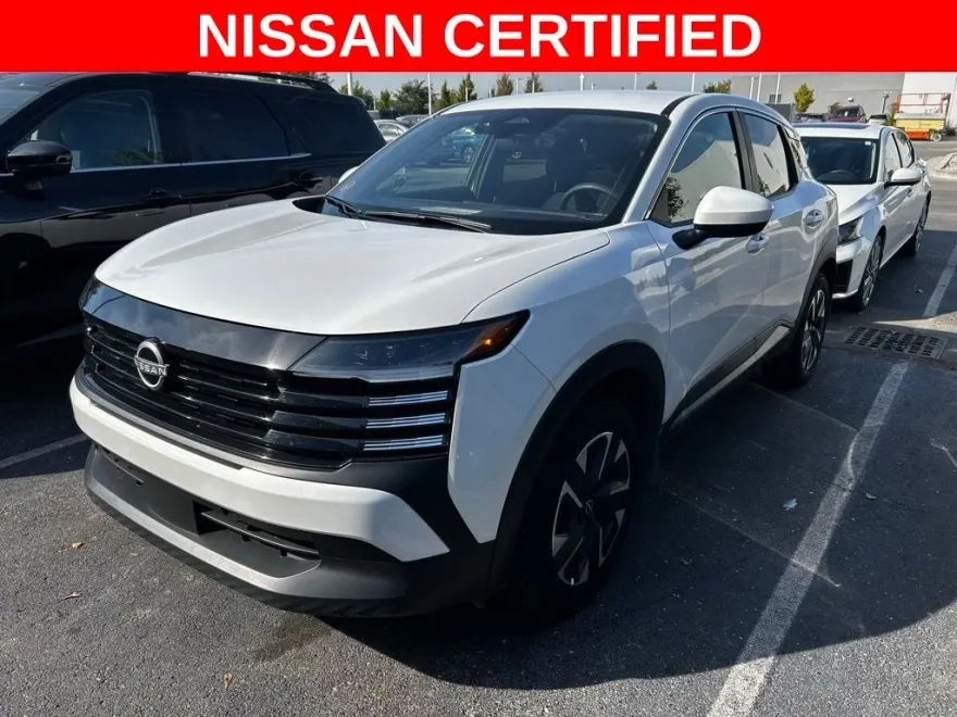 2025 Nissan Kicks SV photo 1