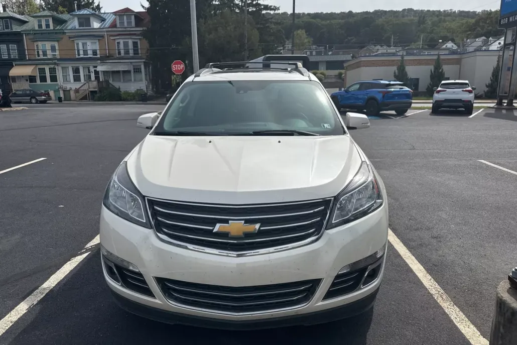 2014 Chevrolet Traverse LTZ photo 1