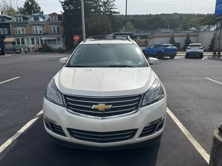 2014 Chevrolet Traverse LTZ photo 1