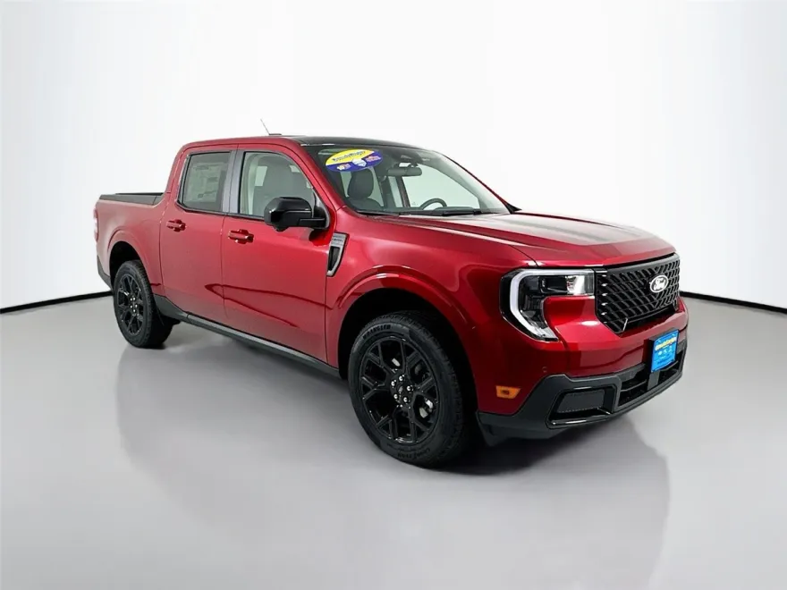 2025 Ford Maverick Lariat photo 1