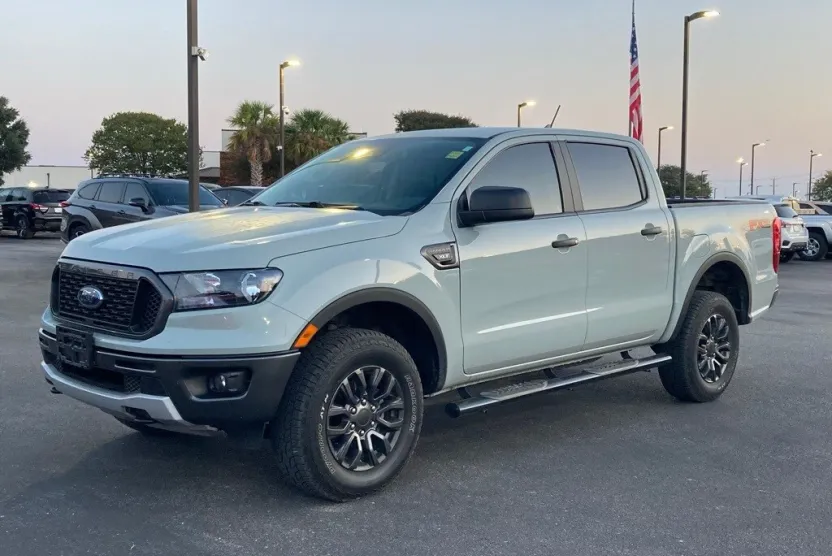 2023 Ford Ranger XLT photo 1