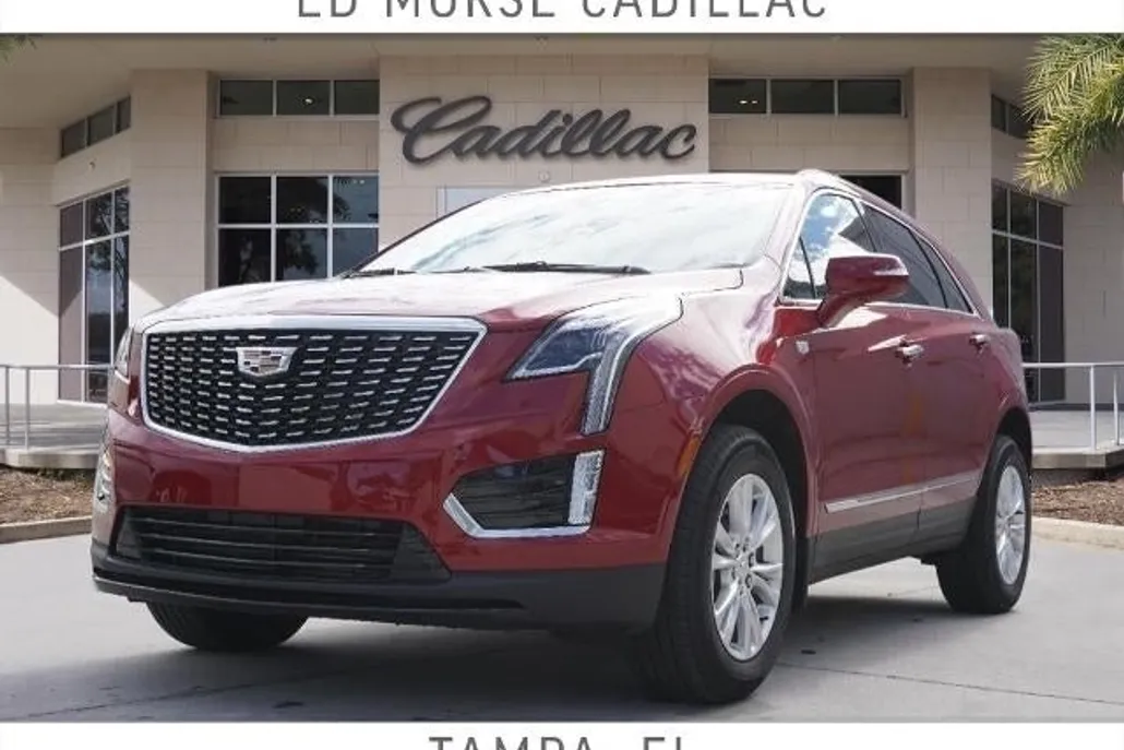 2025 Cadillac XT5 Luxury photo 1