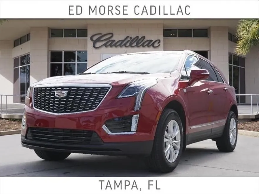 2025 Cadillac XT5 Luxury photo 1