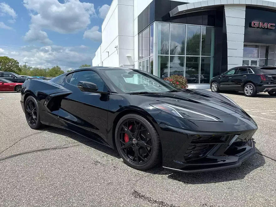 2022 Chevrolet Corvette Stingray 2LT photo 1
