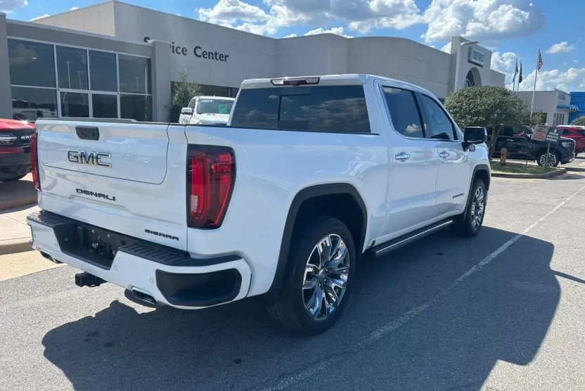 2023 Gmc Sierra 1500 Denali photo 1