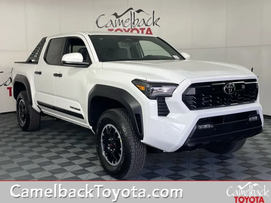 2025 Toyota Tacoma TRD photo 1