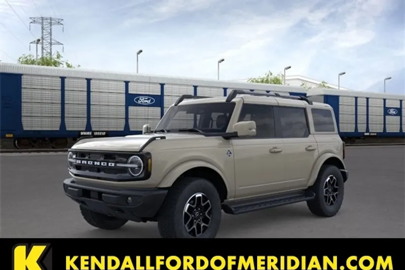 2025 Ford Bronco Outer Banks photo 1