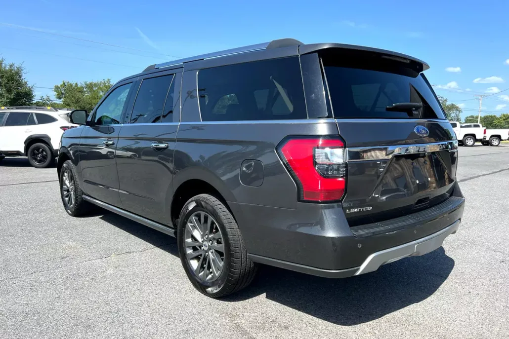 2021 Ford Expedition MAX Limited photo 1